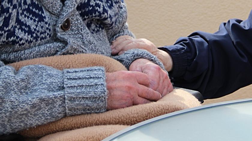 La Comunidad de Madrid destina 6,9 millones a garantizar la atención del Centro Alzheimer Fundación Reina Sofía y refuerza los talleres en centros de mayores