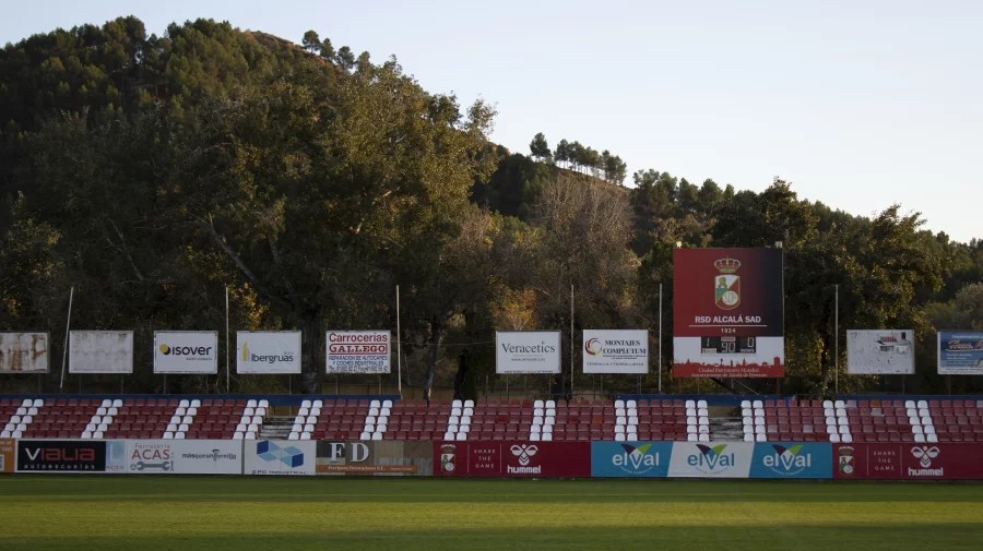 Tropiezo de la RSD Alcalá en el Helmántico ante un sólido Unionistas (3-0)