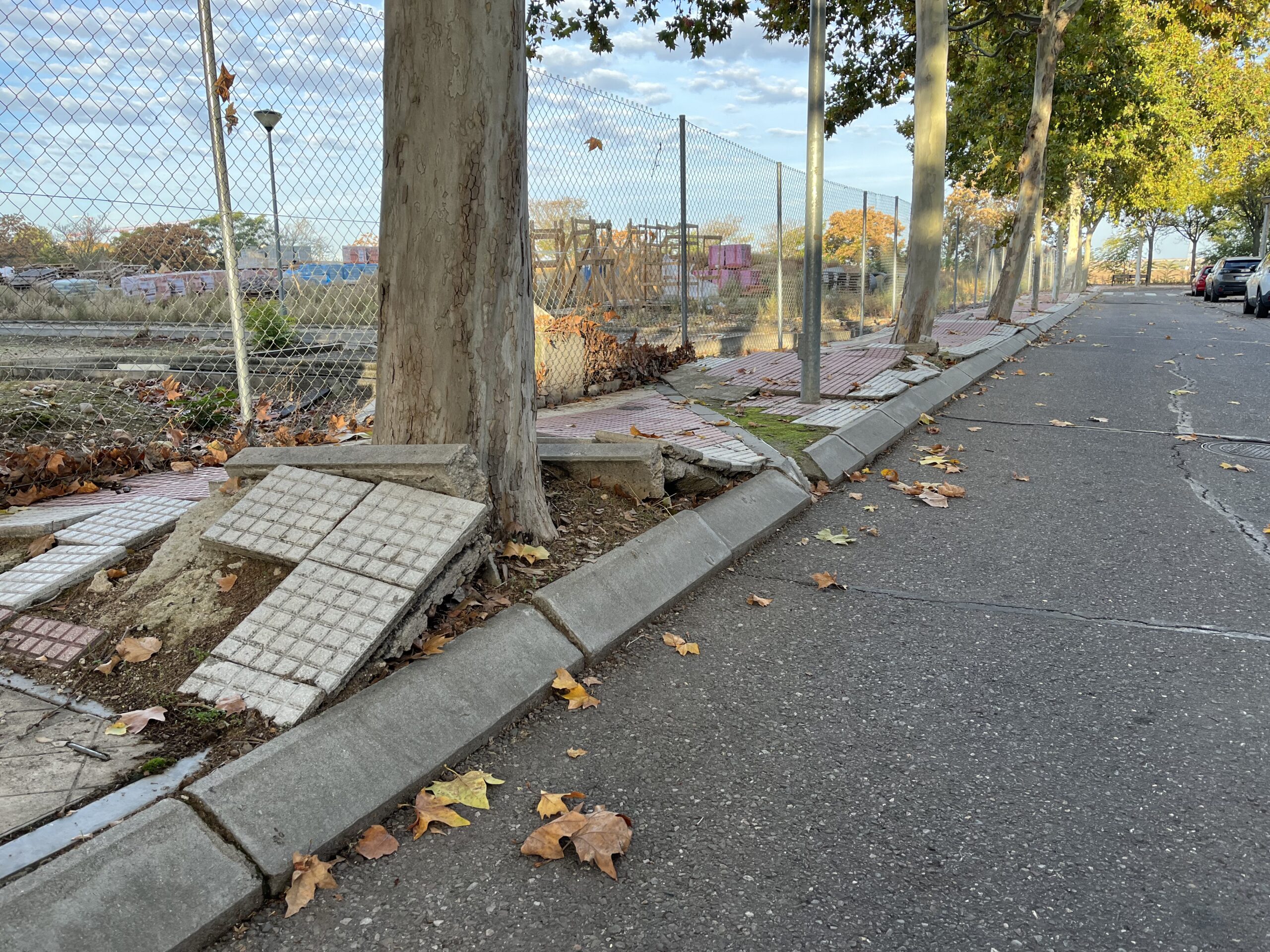 El Ayuntamiento de Alcalá invertirá más de 211.000 euros en la remodelación integral de la calle Josep Pla en Ciudad 10