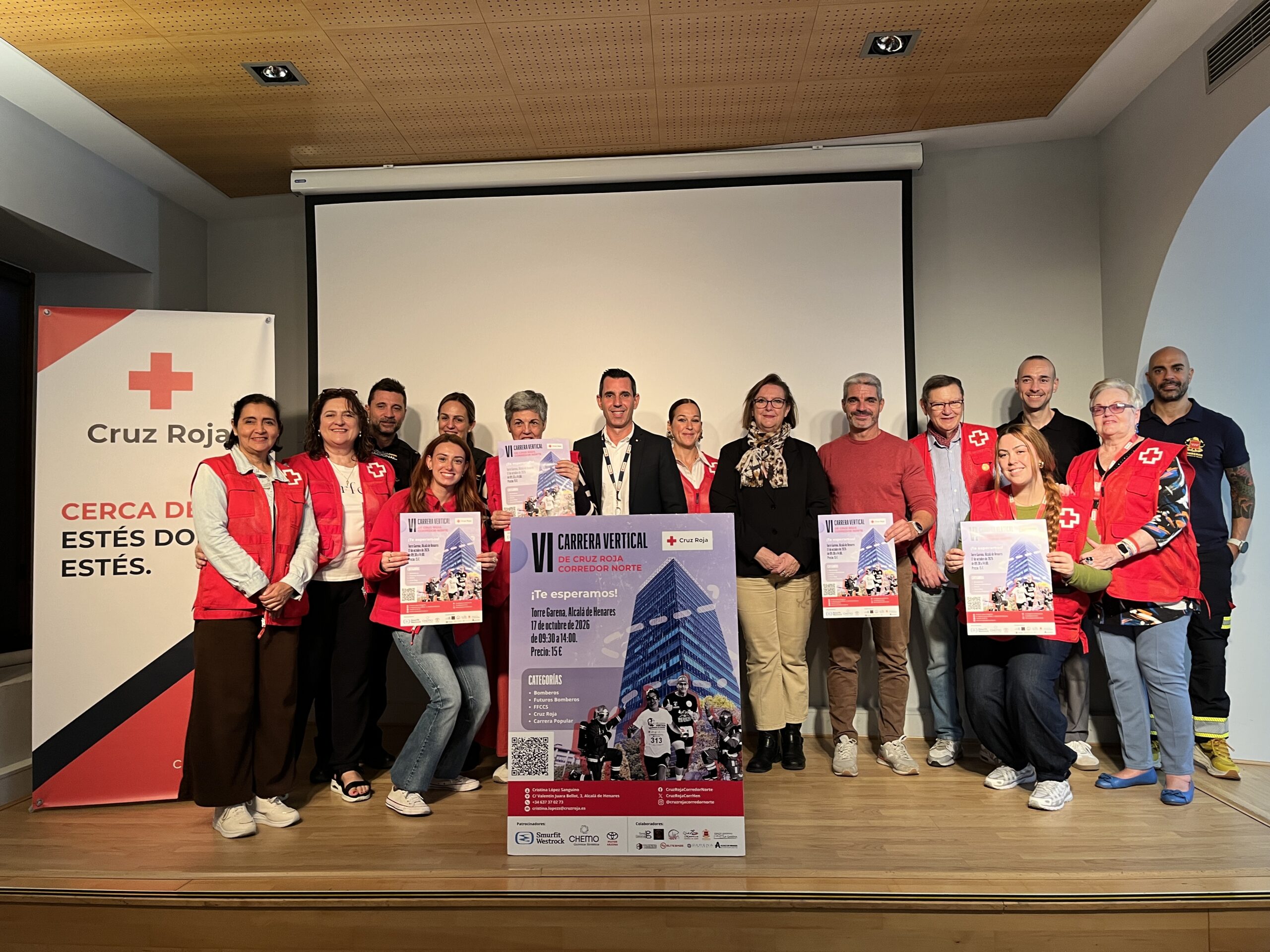 Alcalá de Henares presenta la sexta edición de su solidaria Carrera Vertical, que retará a los participantes a subir los 16 pisos de Torre Garena