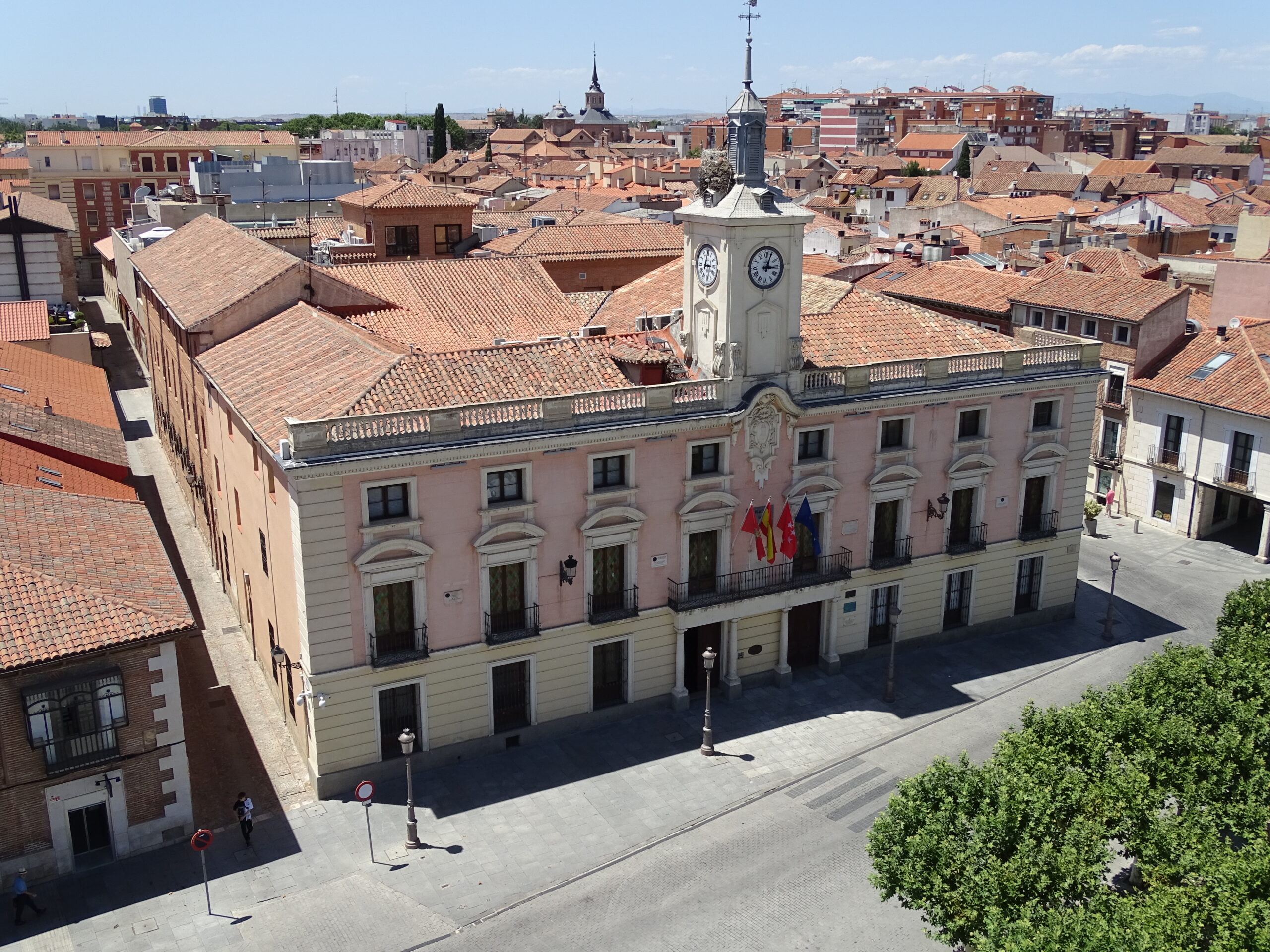 La Audiencia Provincial de Madrid frena la intervención de comunicaciones a la alcaldesa de Alcalá y tumba el recurso de la Fiscalía y el PSOE